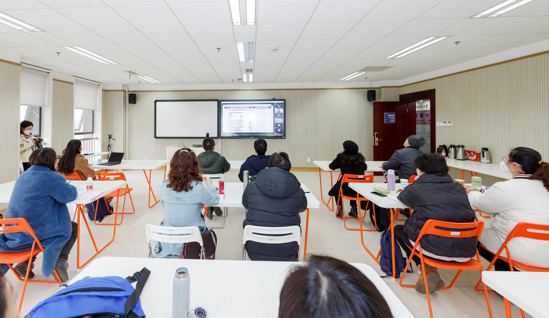 JHWL1143.jpg JHWL1143.jpg